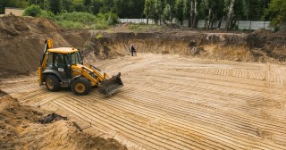 Разработка котлована Канск, цена от 309 руб./м3.